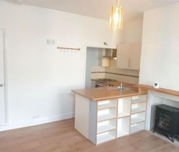 1 bedroom terraced house to rent - Photo 2