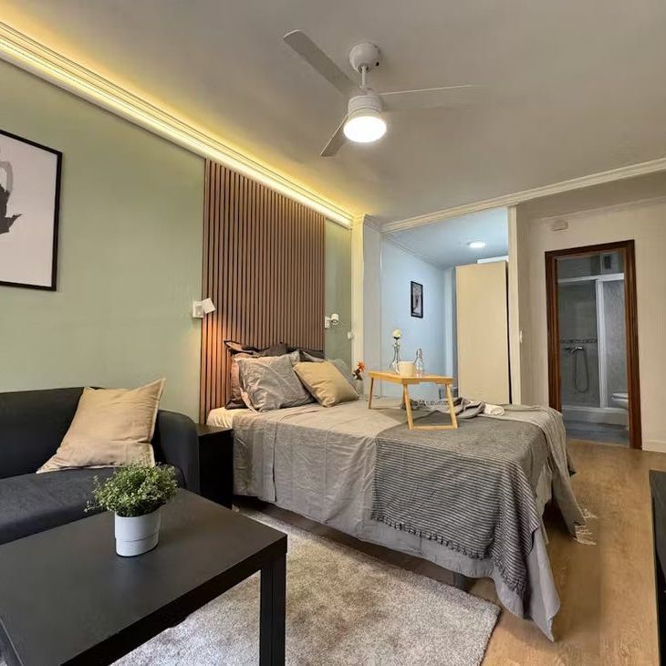 Plaza Villafranca de los Barros, Madrid, Community of Madrid 28034 - Photo 1