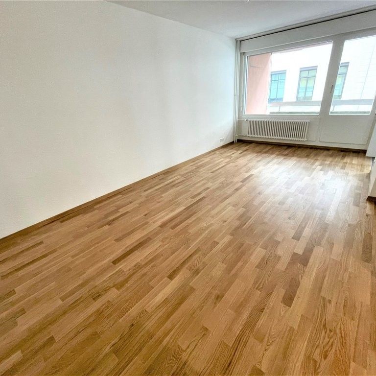 Jonction - proche quartier des Banques - Photo 1