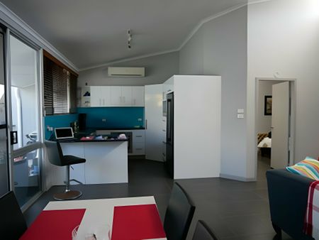 4/15 Craven Close, Port Douglas QLD - Photo 2
