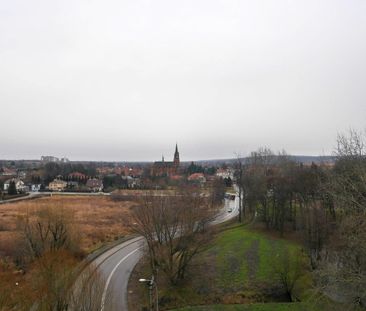 Nowe, blisko autostrady i szpitala , garaż, klimatyzacja - Фото 4