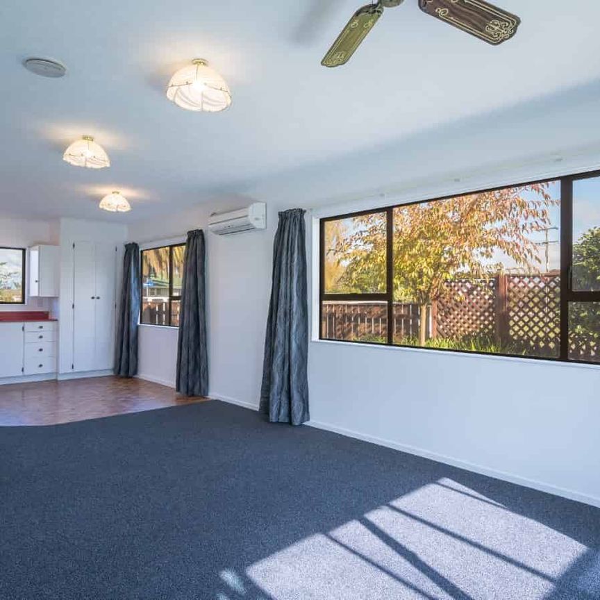 Sunny three bedroom rental in Motueka - Photo 1