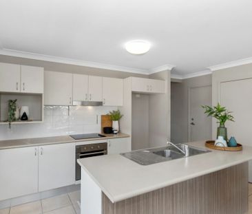 17 Somerton Street, DEERAGUN - Photo 1