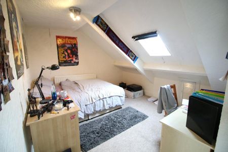 4 bedroom maisonette to rent - Photo 2