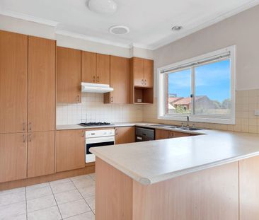 Spacious 3-Bedroom Family Unit in Prime Box Hill Location - Photo 4