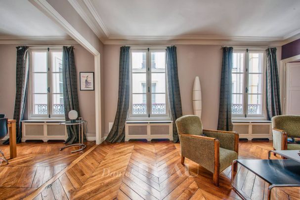 Location appartement, Paris 7ème (75007), 2 pièces, 60.85 m², ref 86663641 - Photo 1