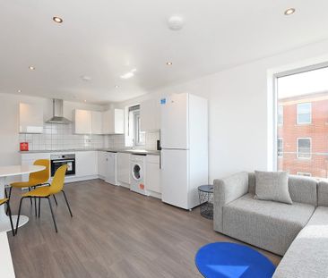4 bedroom room to rent Rockingham Lane, Sheffield - Photo 4