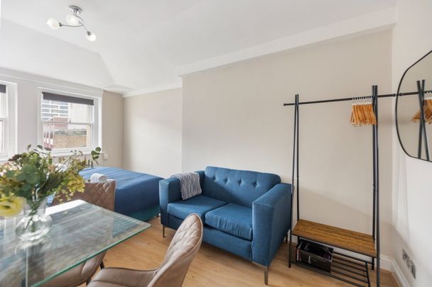 2 Bed Flat, Charterhouse Bldgs, EC1M - Photo 1