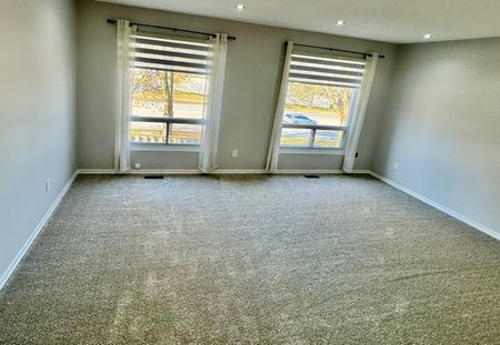 For Lease - 16 Franklin Court, Brampton, Ontario - Photo 3