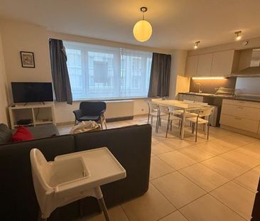 GEMEUBELD APPARTEMENT 1 SLAAPKAMER - Photo 2