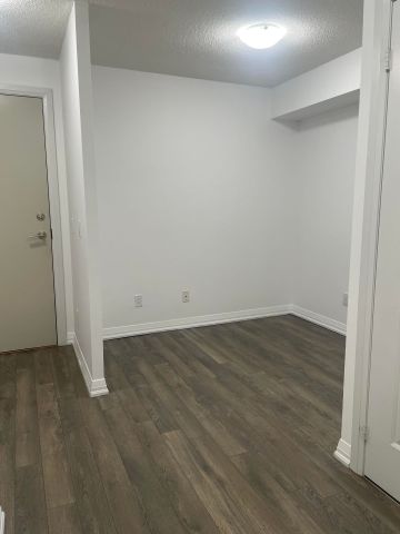 For Lease - 30 Meadowglen Place Unit# 701, Toronto, Ontario - Photo 5