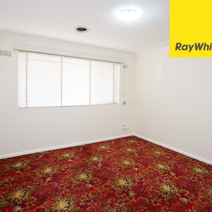 Spacious Double Brick Family Home in a Prime Parramatta Riverbank Location - Photo 1