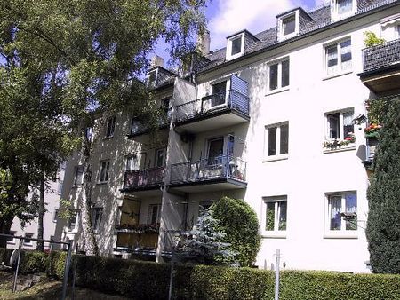 2-Zimmer-Wohnung mit Tageslichtbad und Balkon sucht Nachmieter - Foto 2