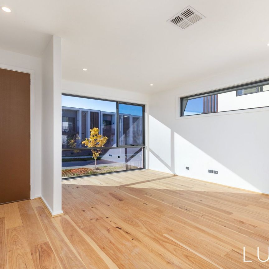 7 Cygnet Crescent, Red Hill ACT 2603 - House For Rent | Domain - Photo 1