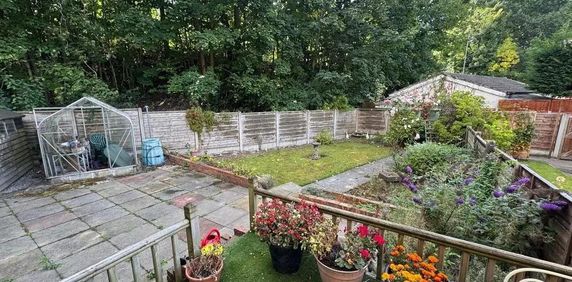 4 bedroom terraced house to rent - Photo 2