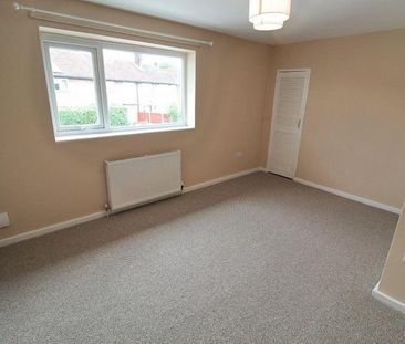 2 Bedroom Mews Available Arranging tenancy - Photo 2