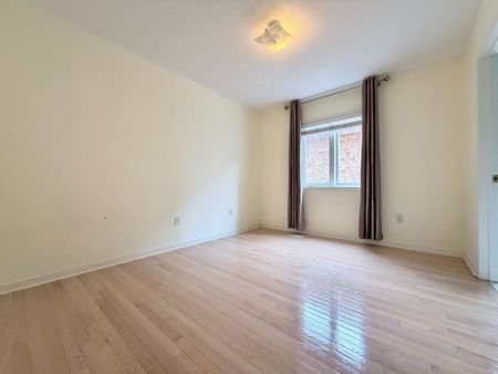 For Lease - 348 Shirley Drive, Richmond Hill, Ontario - Photo 4