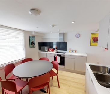 House - Terraced For Rent Hampshire Terrace, Portsmouth - Photo 6