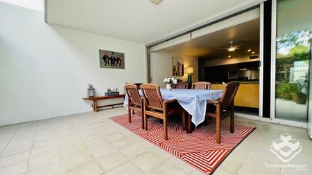 Paddington - STYLISH XXL 2 BEDROOM 2 BATHROOM APARTMENT - JUST 2KM FROM THE CBD - Photo 4