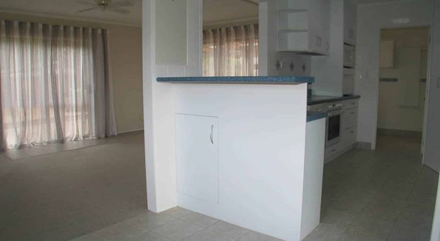 Home and Granny - Photo 1