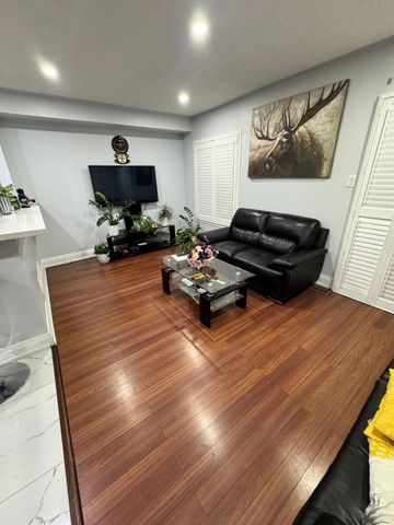 For Lease - 35 Applegrove Court Unit# Main, Brampton, Ontario - Photo 2