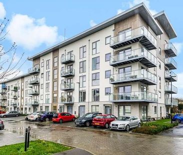 Kingston Close, Maidenhead, SL6 - Photo 2