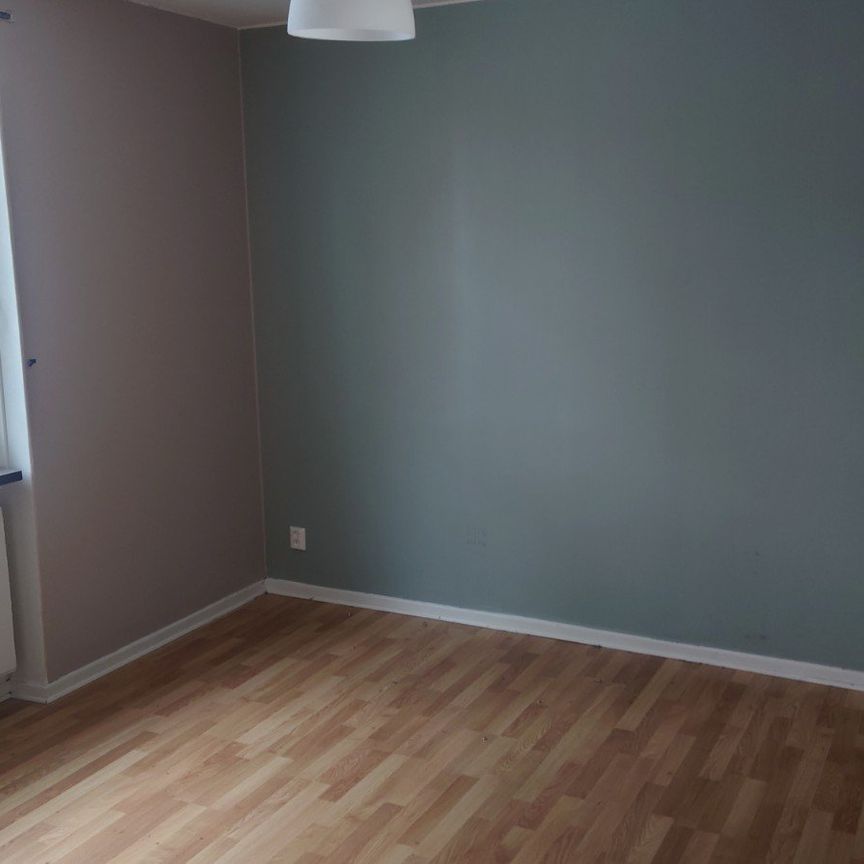 Folketshus-gatan, Bräcke - Foto 1