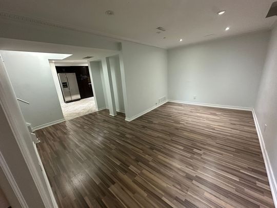 For Lease - 1865 Cricket Lane Unit# Basement, Pickering, Ontario - Photo 1