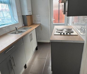 2 bedroom house to rent - Photo 2