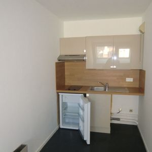 Location Appartement ROUEN - Photo 2
