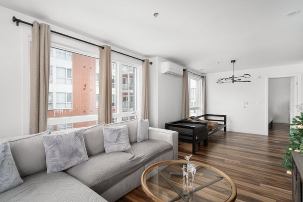 40 Rue Toe-Blake, #202 - Photo 1