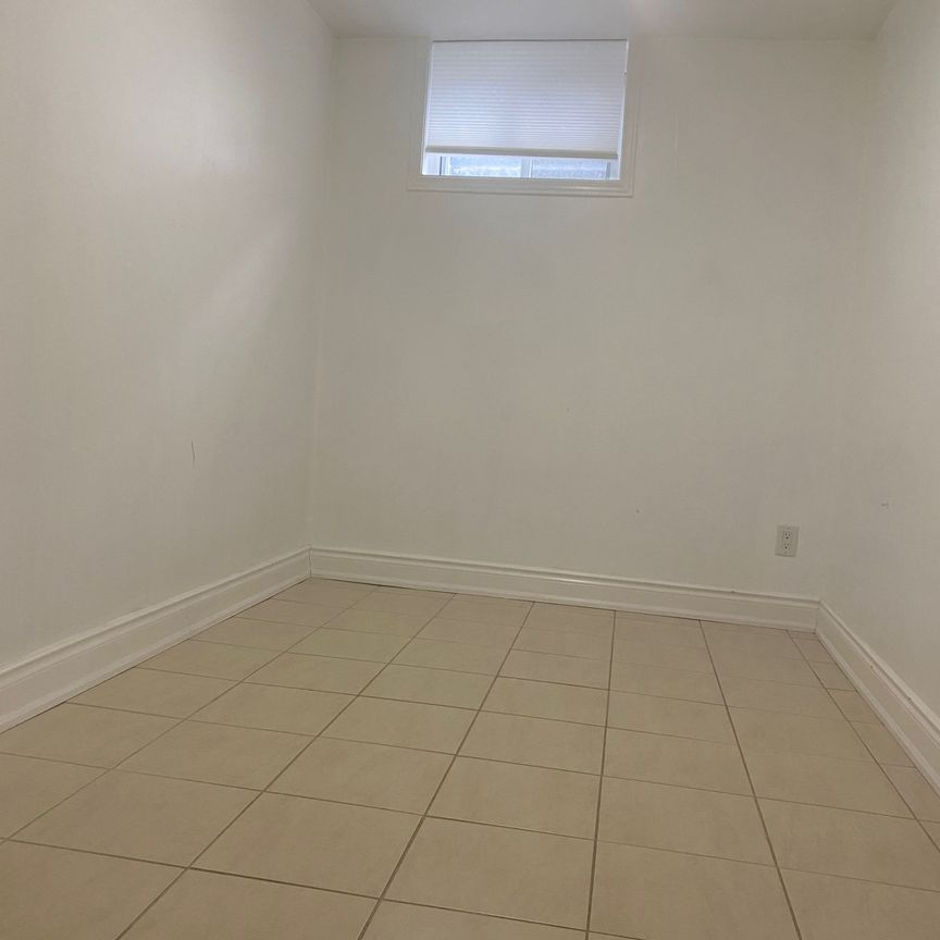 For Lease - 3972 Brandon Gate Drive, Mississauga, Ontario - Photo 1