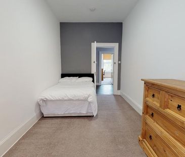 5 bedroom flat share to rent - Photo 6