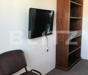4 camere, 100 mp, semidecomandat, zona Podului Calvaria, pet friendly - Photo 3