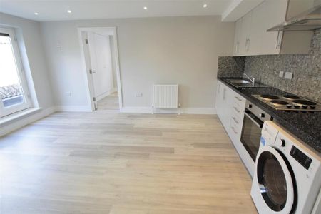 1 bedroom apartment to rent - Photo 3