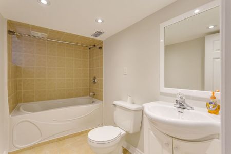 For Lease - 1365 Lansdowne Avenue Unit# Lower, Toronto, Ontario - Photo 5