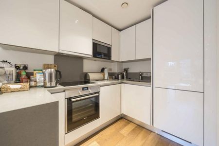 2 bedroom flat to rent - Photo 4