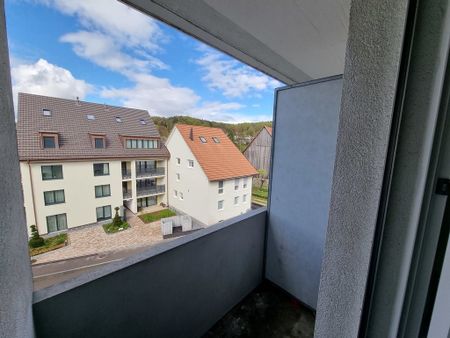 Rent a 4 rooms apartment in Breitenbach - Photo 2