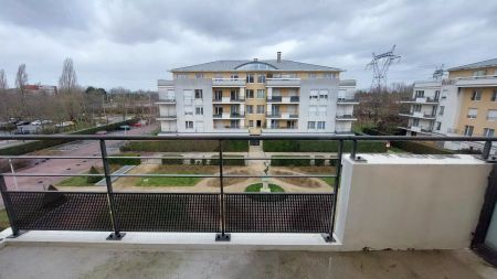 location Appartement T2 DE 43.44m² À ELANCOURT - Photo 5