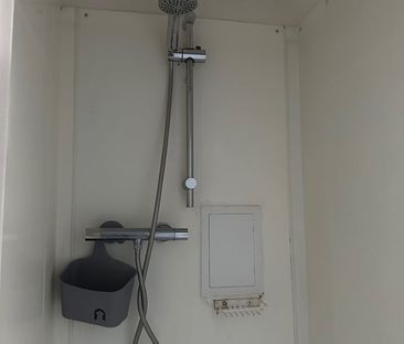 Studio Flat, Castletown Road, W14 - Photo 6