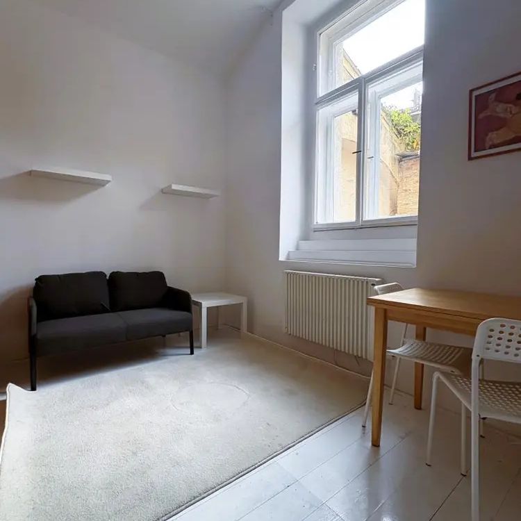 Zařízené studio k pronájmu v historickém centru Prahy 6 vhodné pro 2 osoby blízko Pražský hrad - Photo 1