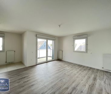 Location Appartement 4 pièces 82m² MONT ST AIGNAN 76130 - Photo 3