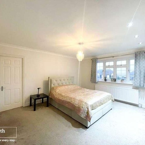 Harefield Road, Uxbridge, UB8 - Photo 1