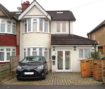 Clitheroe Avenue, Harrow, HA2 - Photo 1