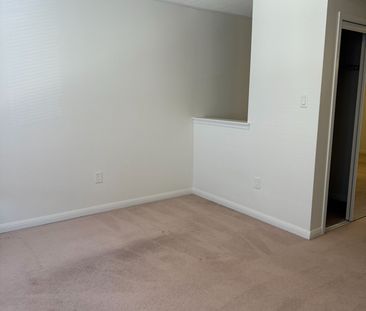 For Lease - 6020 Derry Road Unit# 52, Milton, Ontario - Photo 3