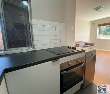 RENOVATED GROUND FLOOR UNIT WALKING DISTANCE TO BEACH HOME OPEN SAT... - Photo 3