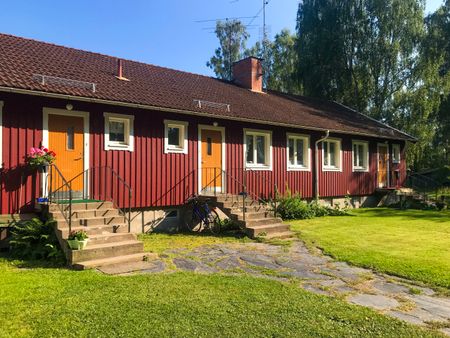 Stripavägen: Radhustvåa med uteplats - Foto 3