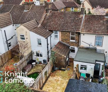 2 bedroom terraced house to rent - Photo 3