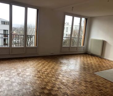 Superbe F3 à 20 minutes à pied de la gare RER A de Chatou-Croissy - Photo 2