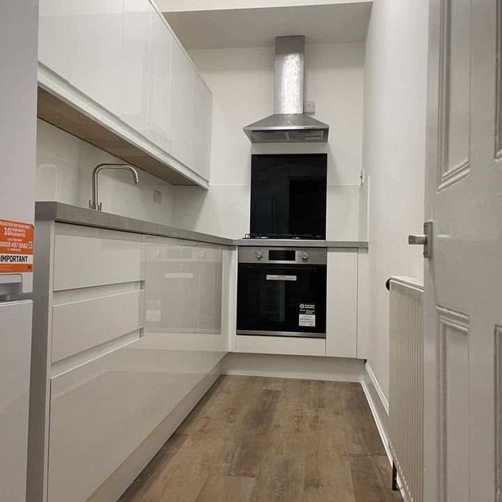 1 Bed Flat, Milton Street, EH8 - Photo 1